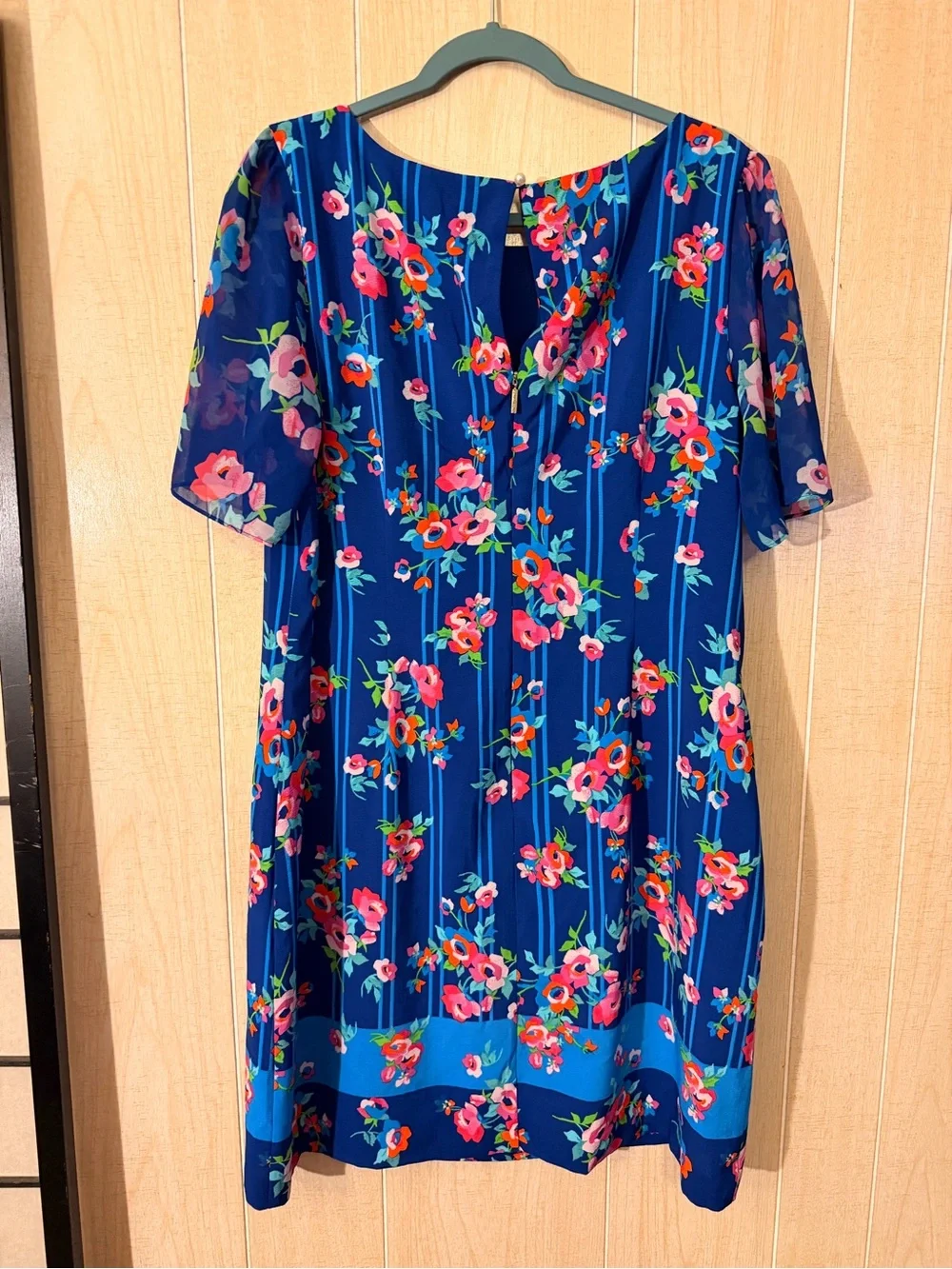 Karl Lagerfeld vibrant floral